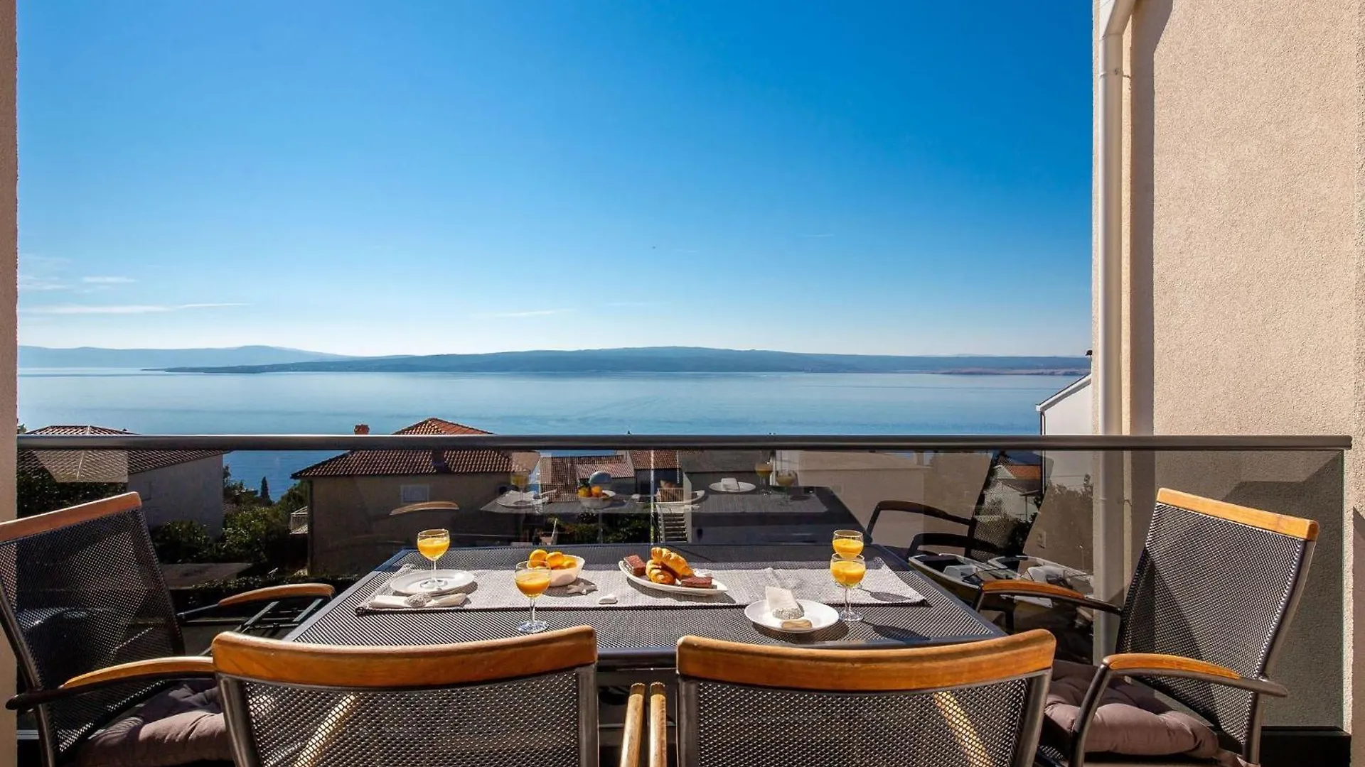 Gorgeous Homes With Swimming Pool Jacuzzi And A Magnificent Sea View Dramalj 0*,  Croatia