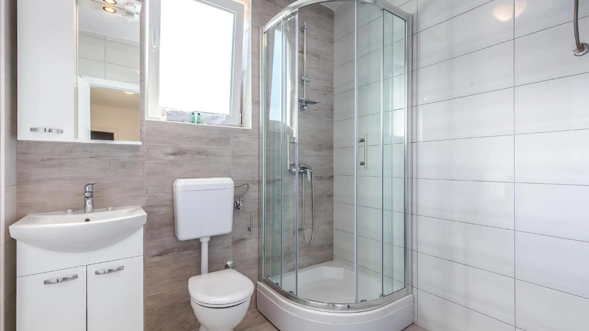Villa Gorgeous Homes With Swimming Pool Jacuzzi And A Magnificent Sea View Dramalj Croatia