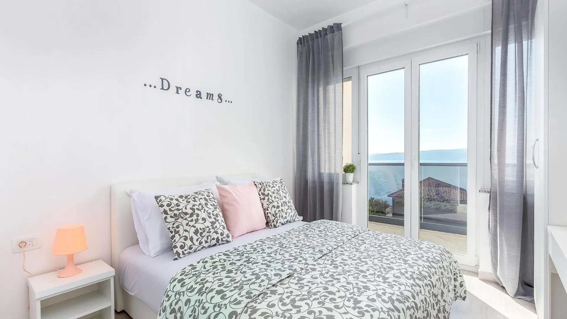 Villa Gorgeous Homes With Swimming Pool Jacuzzi And A Magnificent Sea View Dramalj