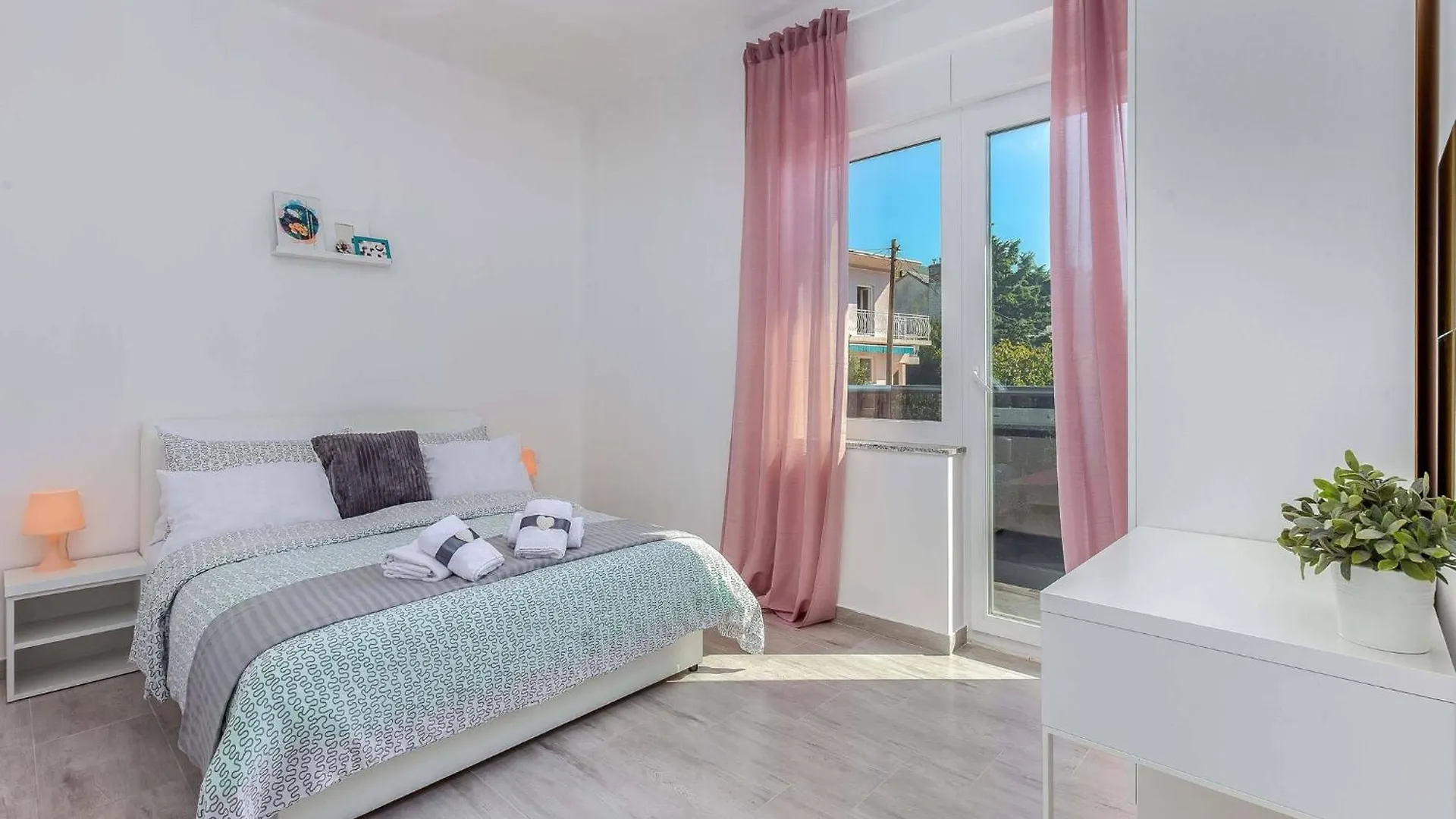 Villa Gorgeous Homes With Swimming Pool Jacuzzi And A Magnificent Sea View Dramalj