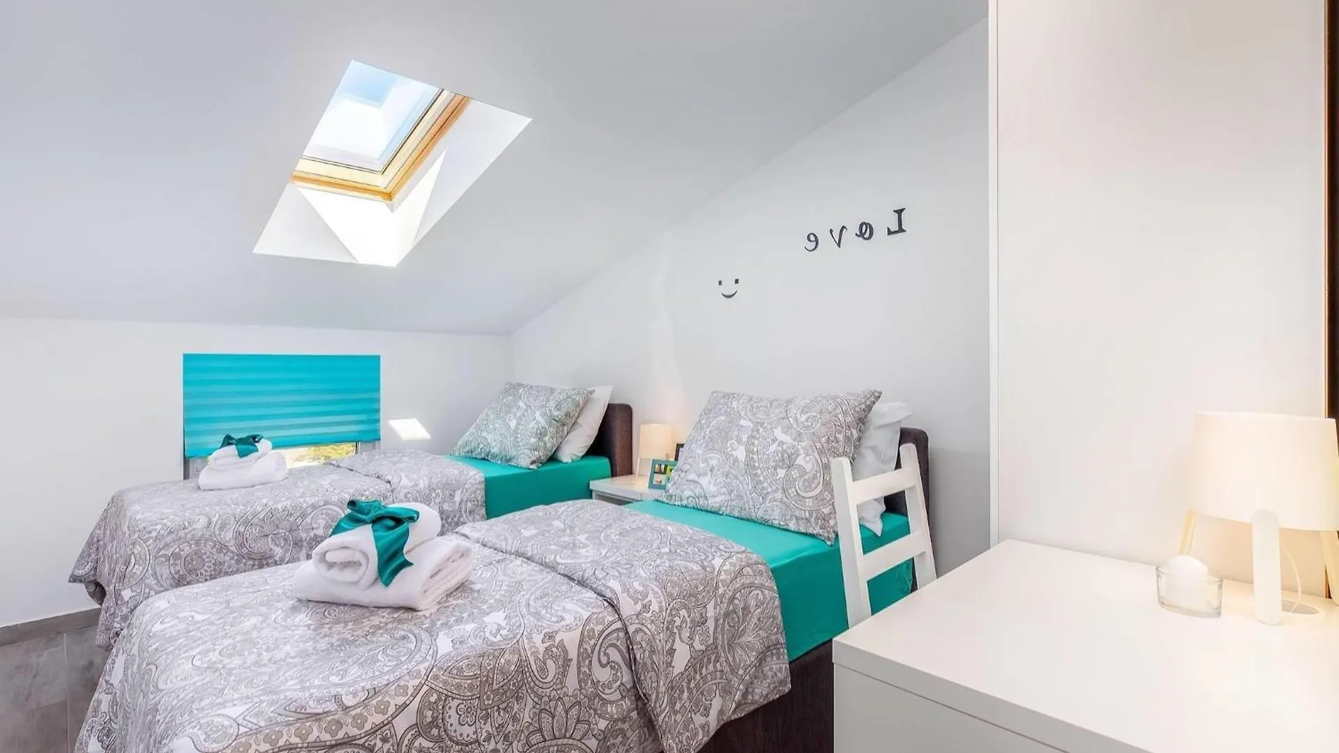 Villa Gorgeous Homes With Swimming Pool Jacuzzi And A Magnificent Sea View Dramalj